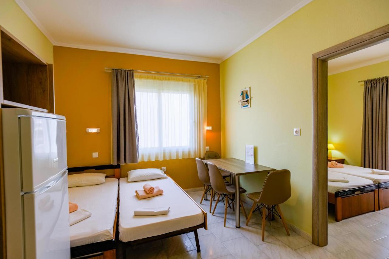 Dionisos Apartments Paralia Dionysiou Exterior photo